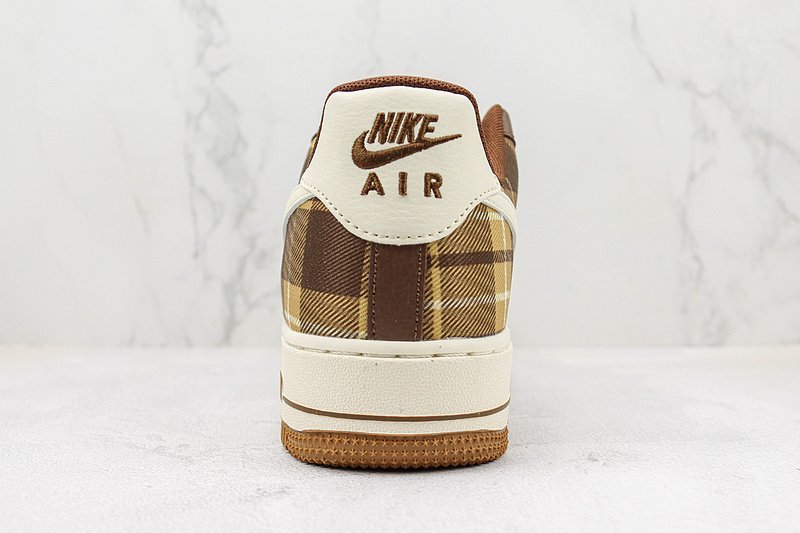 Nike Air Force 1 Low "Cacao Plaid" фото № 9