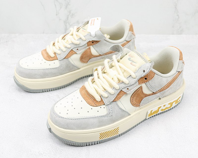 LeBron James x Nike Air Force 1 Low "Suede Wolf Grey/Brown/Cream" фото № 5