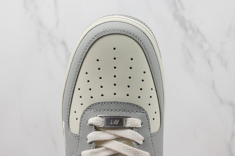 Supreme x Nike Air Force 1 Low "Cream White/Grey" фото № 4