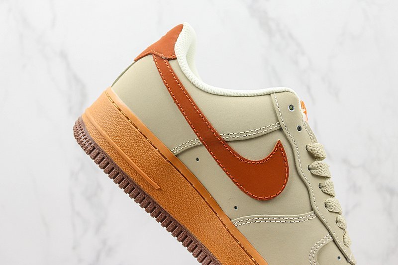 Nike Air Force 1 Low "Gore-Tex" фото № 3