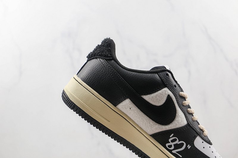Nike Air Force 1 Low "White/Woolen Black" фото № 3