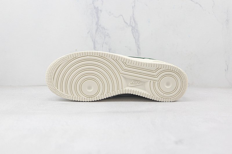 Nike Air Force 1 Low "Cream/Dark Green" фото № 8
