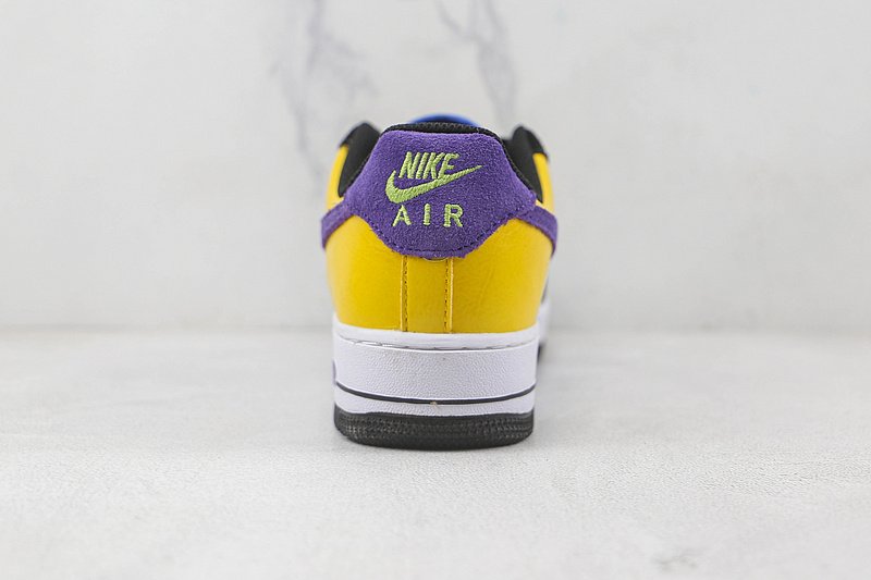 Nike Air Force 1 Low "Kobe Bryant" фото № 9