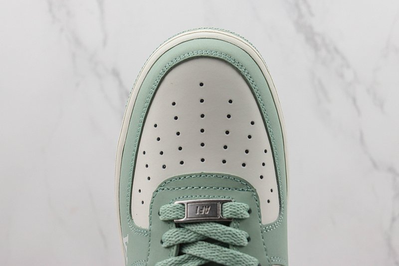 Louis Vuitton x Nike Air Force 1 Low "Cream/Haze Blue/Smile" фото № 4