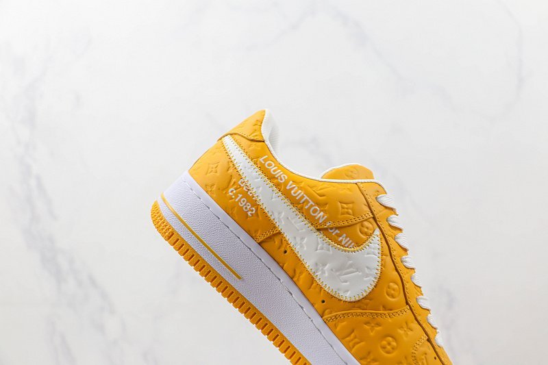 Louis Vuitton x Nike Air Force 1 Low "Yellow/White/Monogram" фото № 3