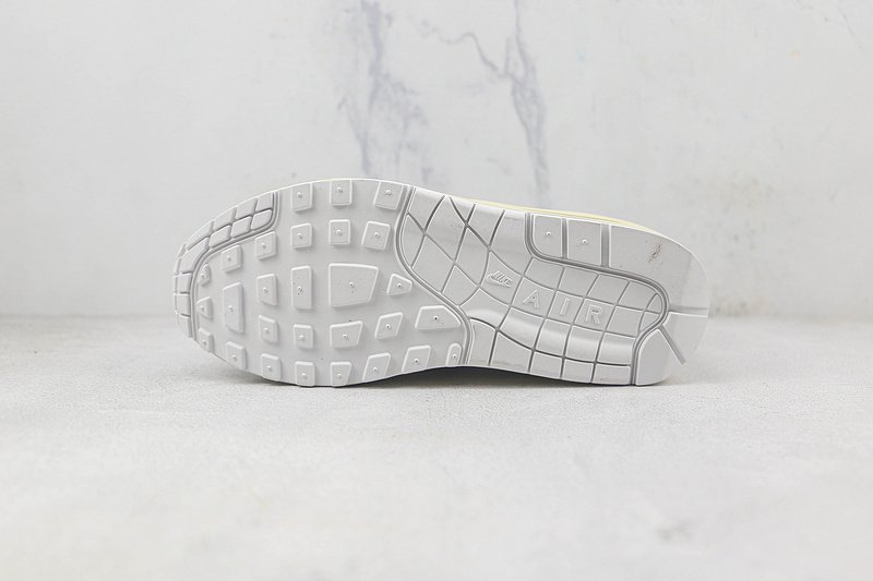 Nike Air Max 1 "Patta Waves White" фото № 8