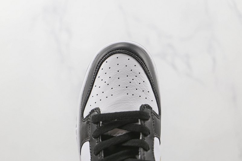 Nike Dunk Low "Black/White/Metallic" фото № 3