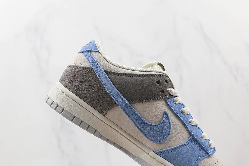Nike Dunk Low "PRM White/Navy Blue/Silver/Grey" фото № 4