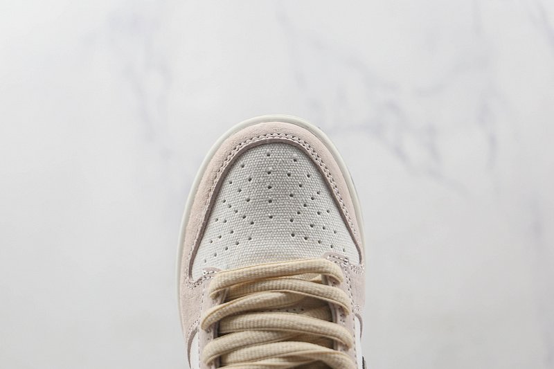 Otomo Katsuhiro x Nike SB Dunk Low "Steamboy" фото № 3