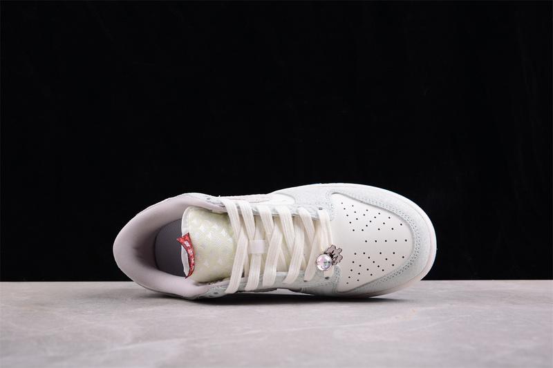 Nike Dunk Low LX "Just Do It" фото № 8