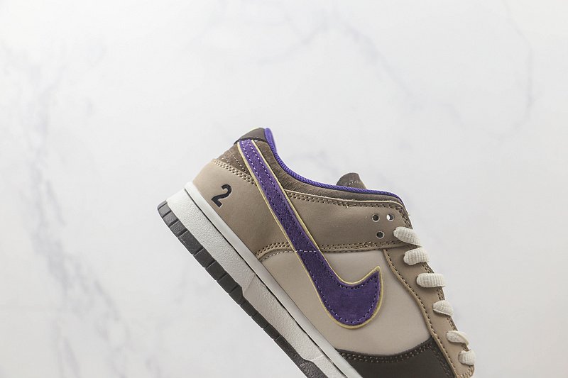 Otomo Katsuhiro x Nike SB Dunk Low "Brown/Violet" фото № 4