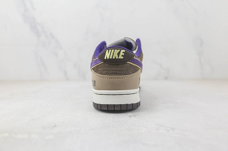 Otomo Katsuhiro x Nike SB Dunk Low "Brown/Violet" фото № 8