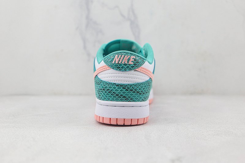Nike SB Zoom Dunk Low "Washed Teal Snakeskin" фото № 8