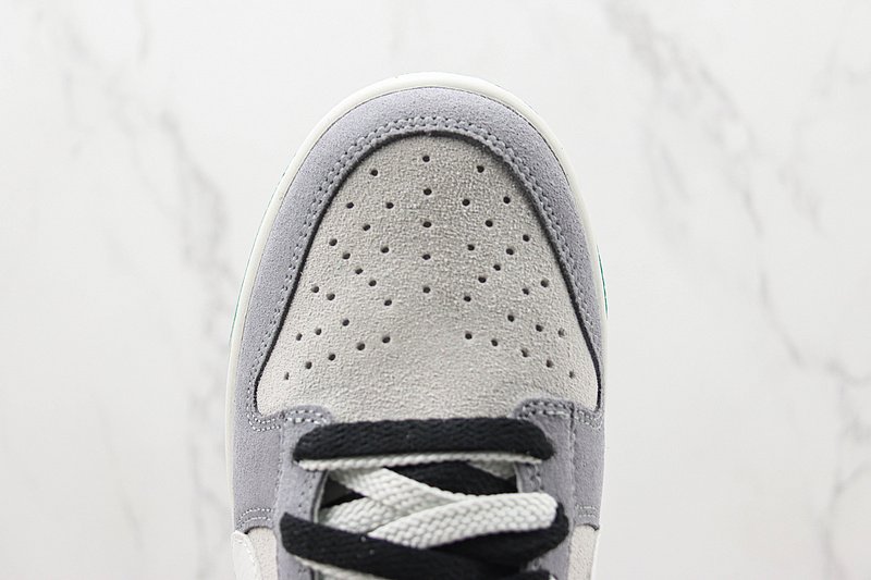 Nike SB Dunk Low SE "85 Double Swoosh/Grey/Black/White" фото № 3