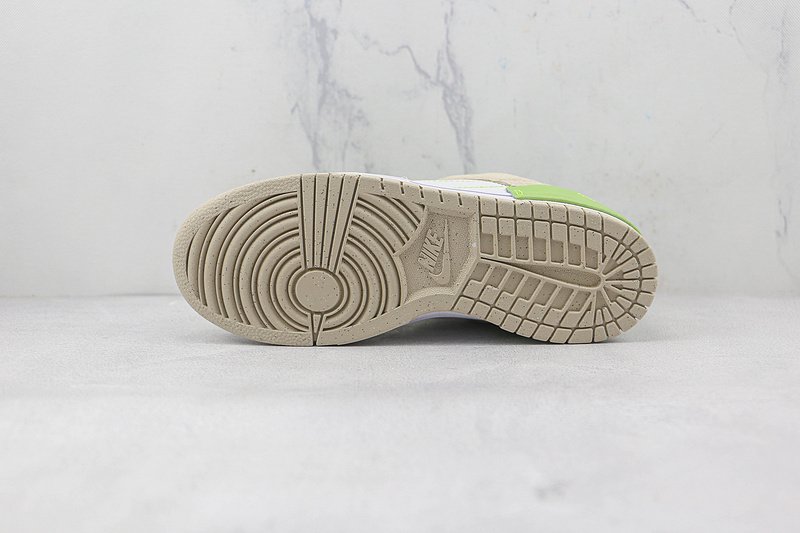 Nike Dunk Low Disrupt 2 Easter "Green Snake Phantom/Olive Aura/Vivid Green/Light Stone" фото № 9