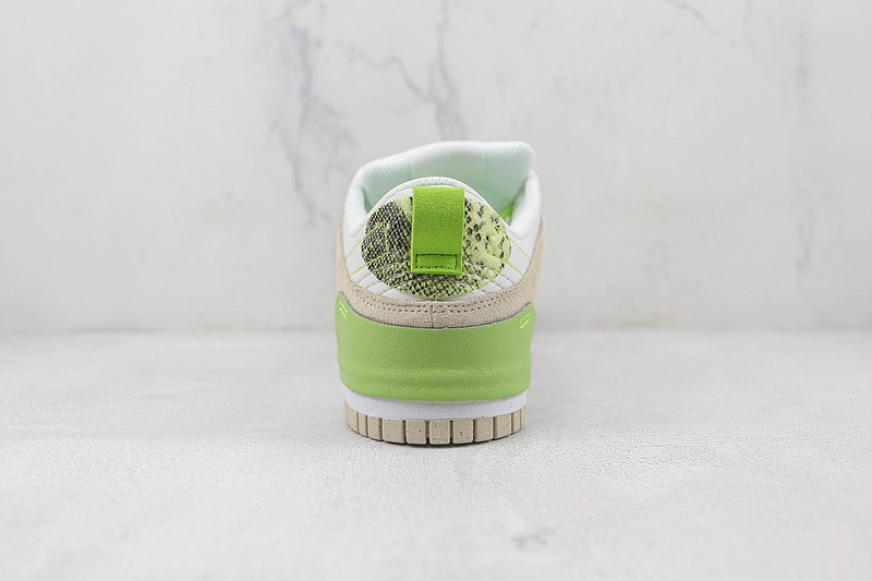 Nike Dunk Low Disrupt 2 Easter "Green Snake Phantom/Olive Aura/Vivid Green/Light Stone" фото № 8