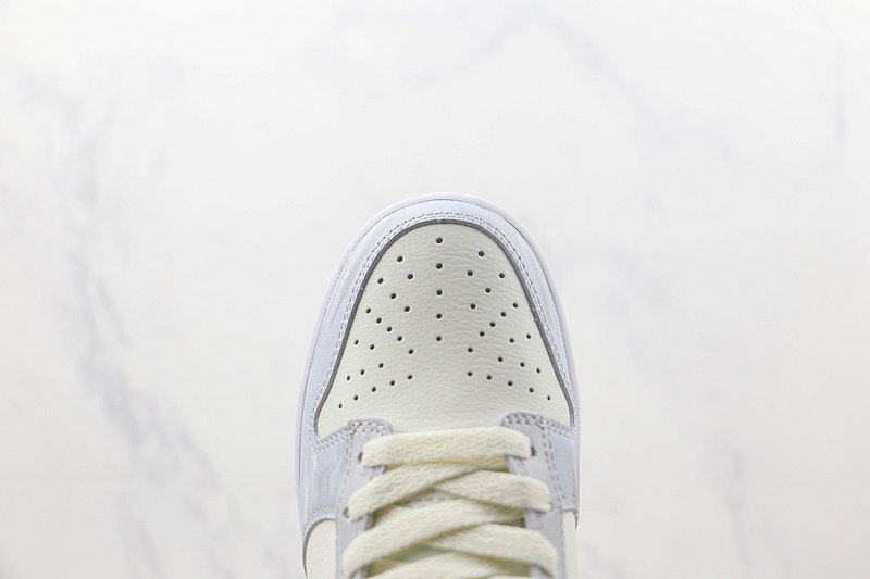 Nike SB Dunk Low "Paper Plane" фото № 4