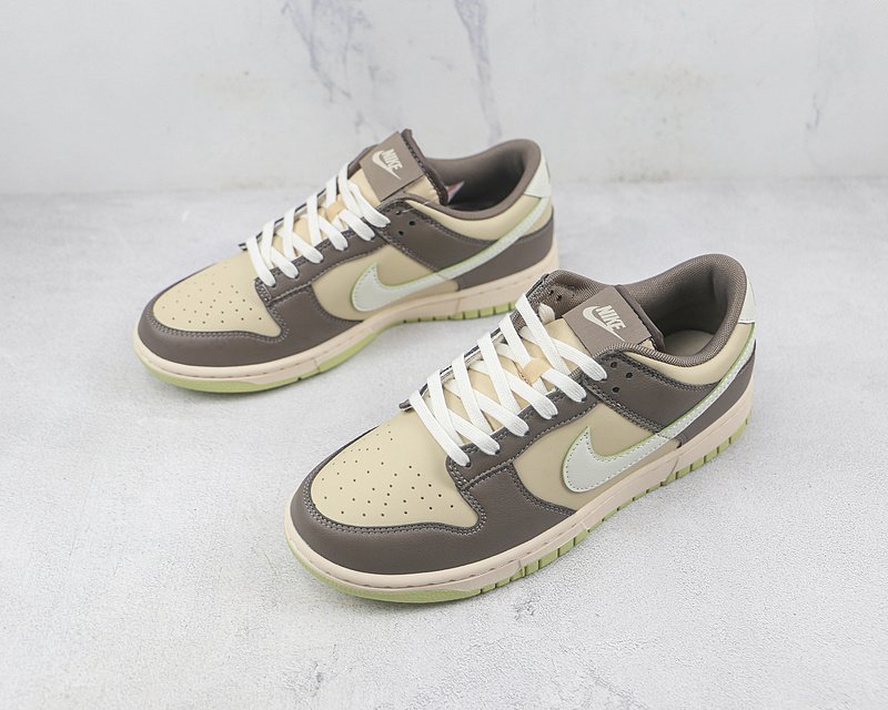 Nike Dunk Low "Milk Tea" фото № 5