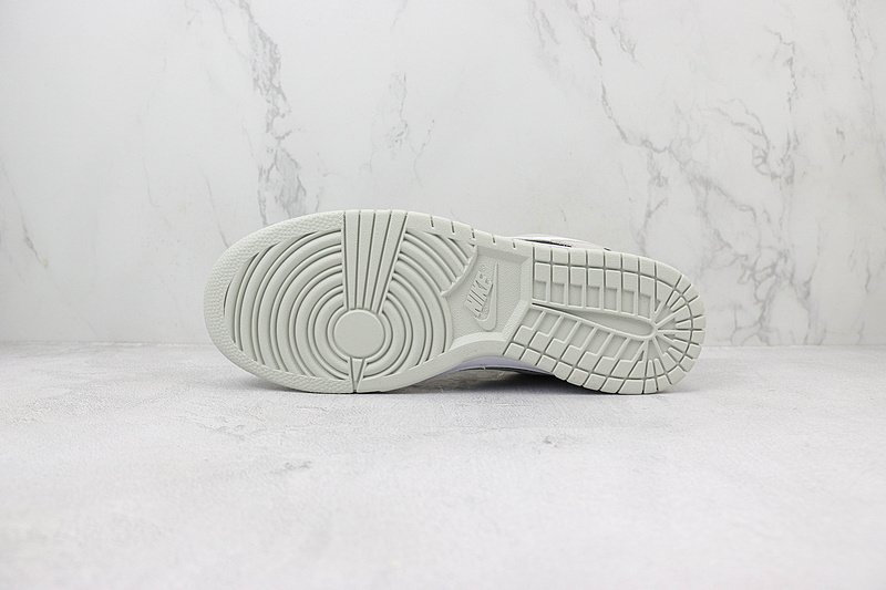 Nike Dunk Low "Black/White Swoosh/Light Grey" фото № 8