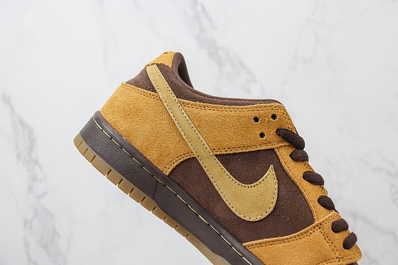 Nike Dunk Low "Brown Pack" фото № 3