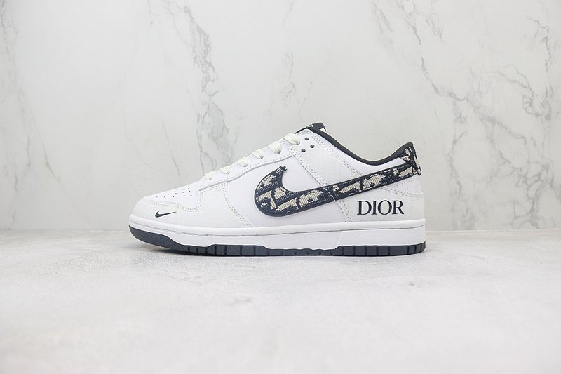 DIOR x Nike Dunk Low "White/Black/Mini Swoosh" фото № 2
