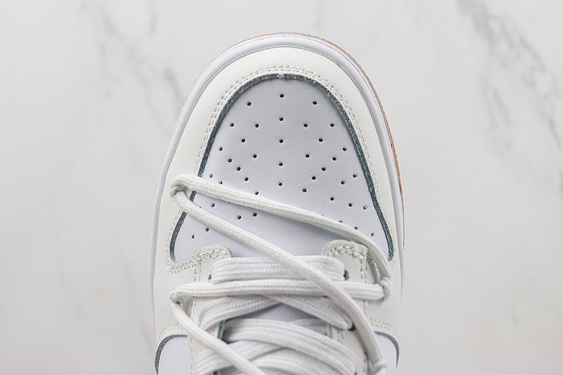 Nike SB Dunk Low "White/Light Pink" фото № 3