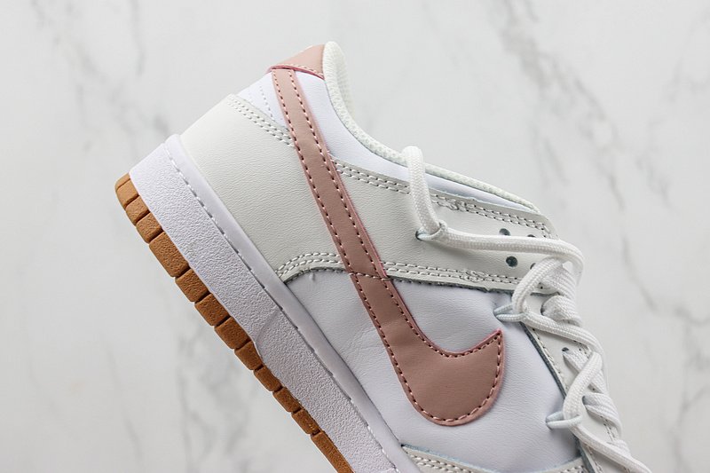 Nike SB Dunk Low "White/Light Pink" фото № 4