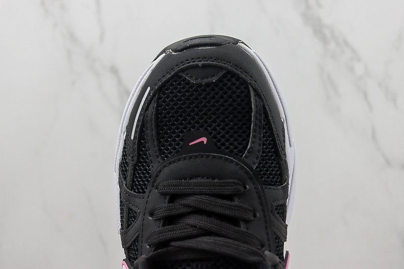 Nike Runtekk "Black/White/Pink" фото № 3