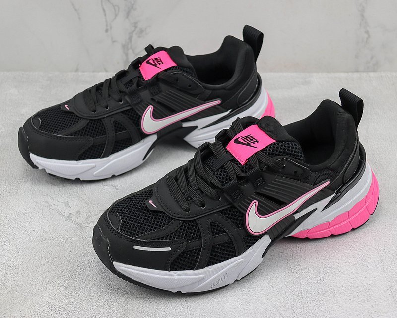 Nike Runtekk "Black/White/Pink" фото № 5