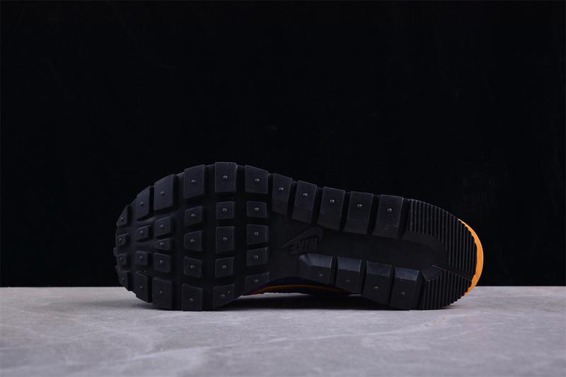 Nike Sacai X Vapor Waffle "Dark Iris" фото № 4