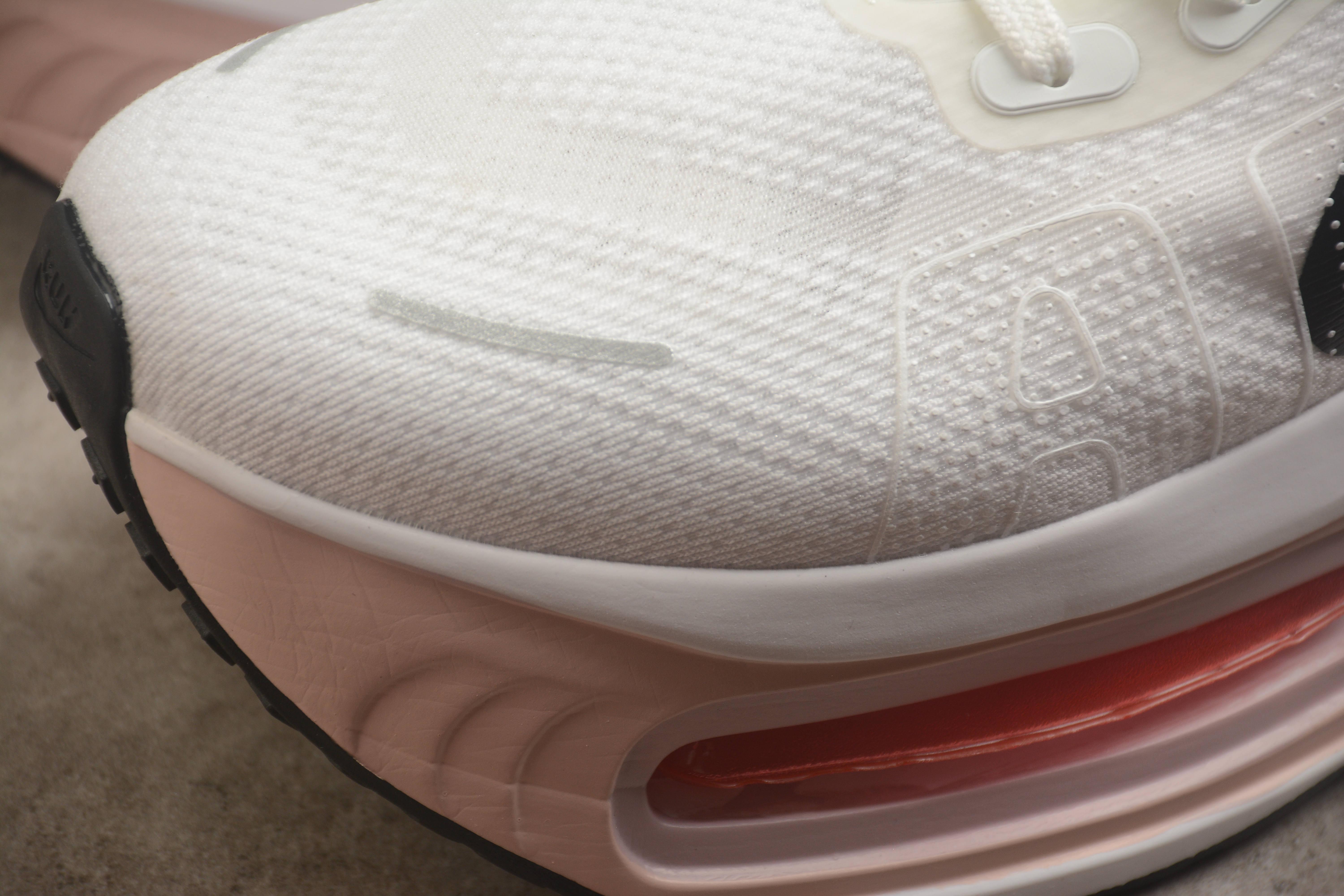 Nike Vomero Premium "White/Black/Pure Platinum" фото № 4