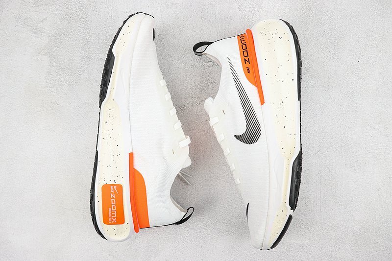 Nike ZoomX Invincible Run Flyknit 3 "White Bright Crimson" фото № 7