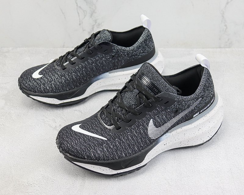 Nike ZoomX Invincible Run Flyknit 3 "Oreo" фото № 5