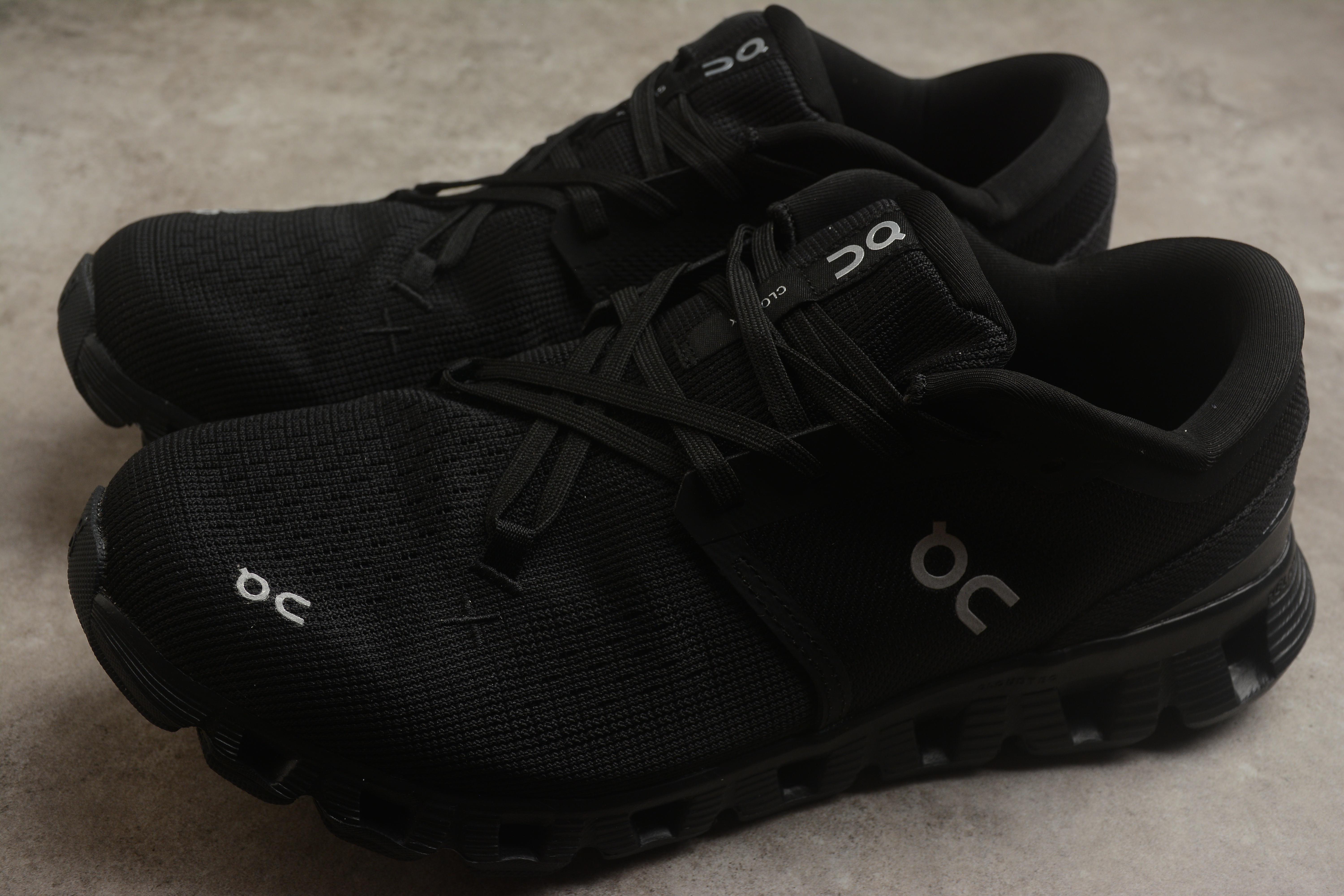 On Cloud X 4 "Black" фото № 6