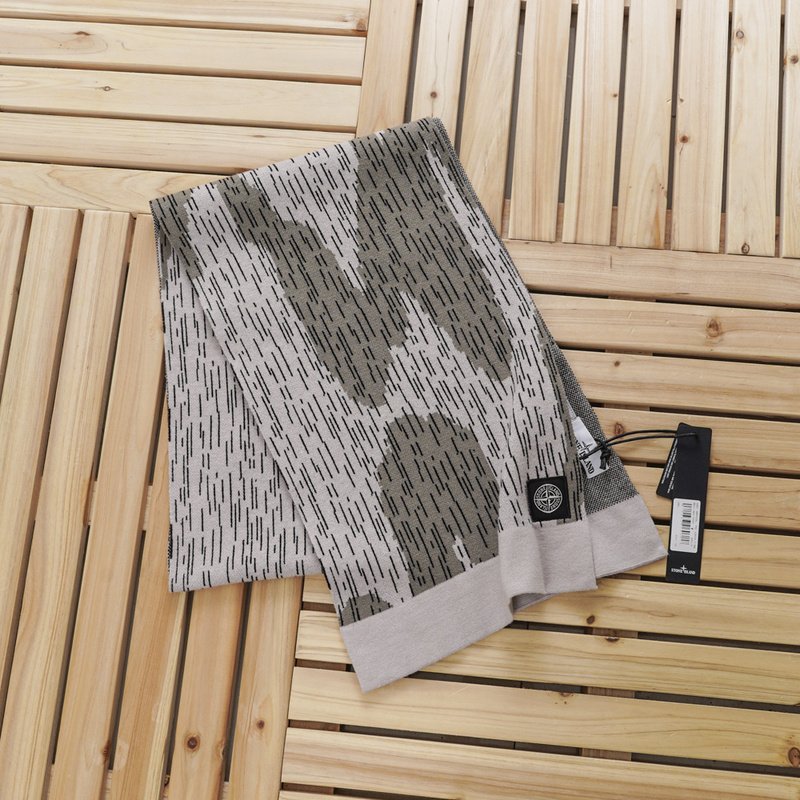 Шарф Stone Island Knitted Logo Patched "Grey" фото № 5