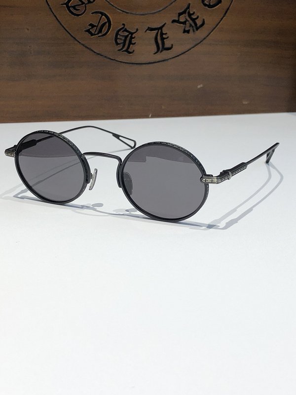 Солнцезащитные очки Chrome Hearts Rounded Shaped With Decorated Frame "Black" фото № 2