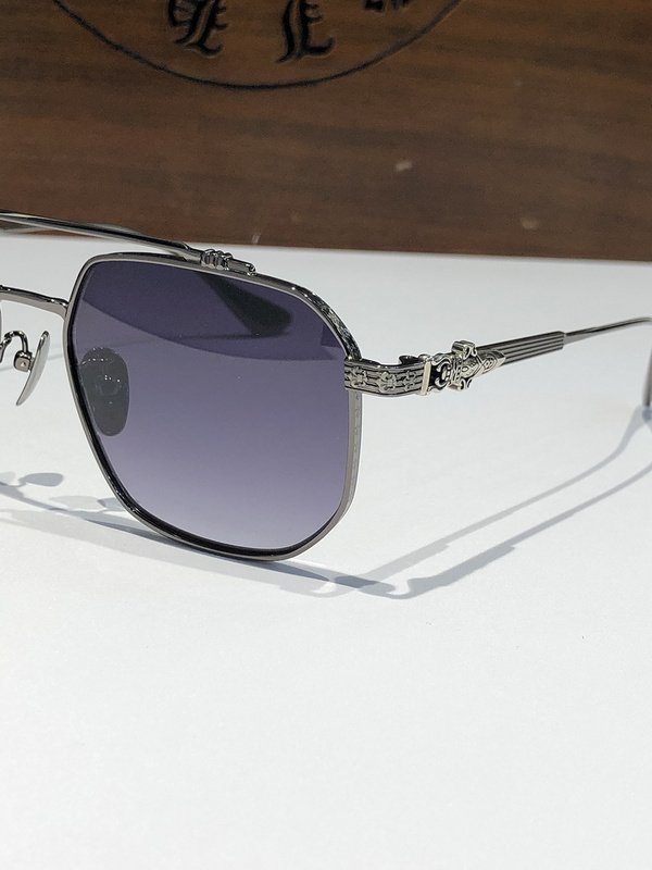 Солнцезащитные очки Chrome Hearts Patterns And Stripes On Temples "Violet" фото № 3