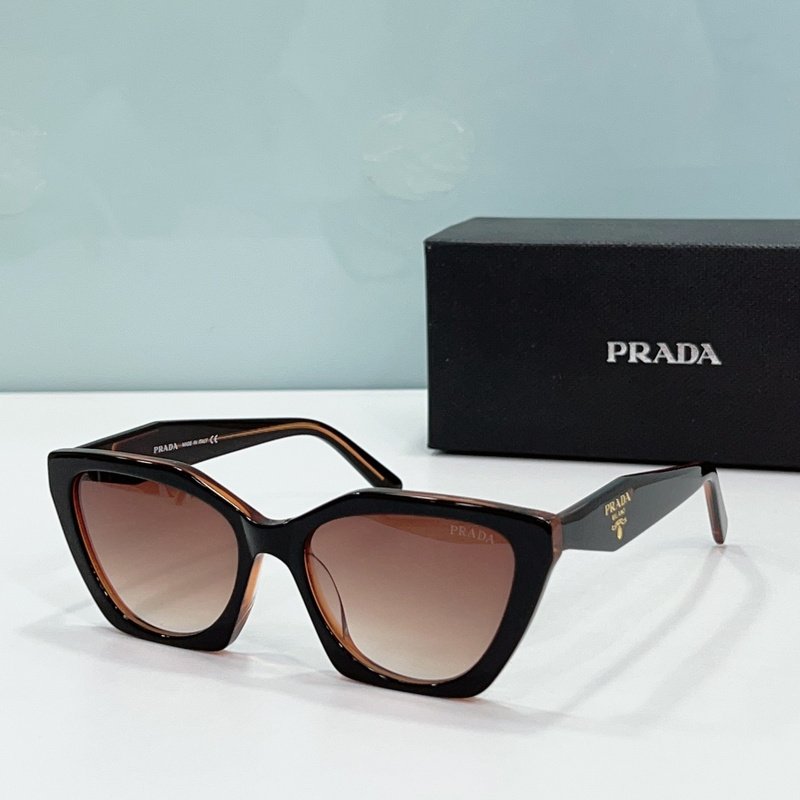 Солнцезащитные очки Prada Frame Decorated By Triangle And Logo "Brown" фото № 2