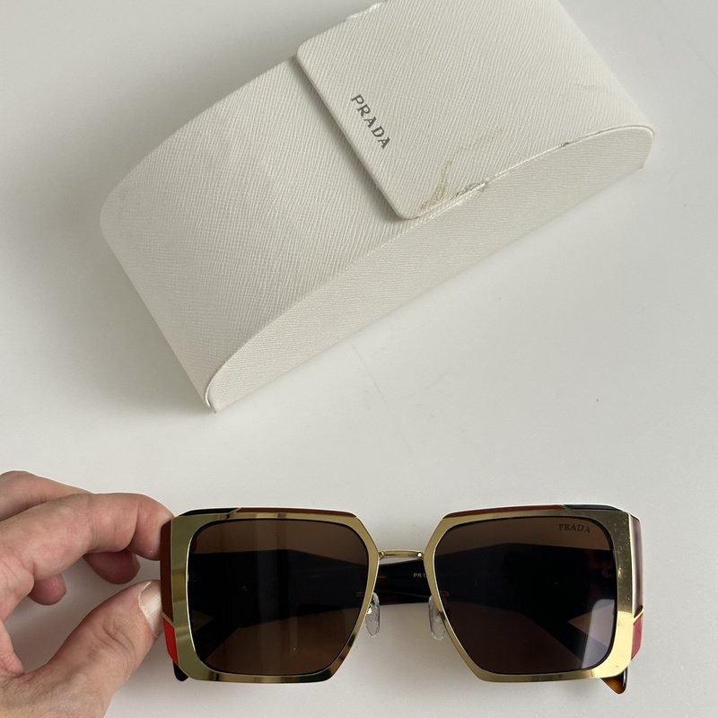 Солнцезащитные очки Prada Wide Lenses Frame With Logo "Brown" фото № 2