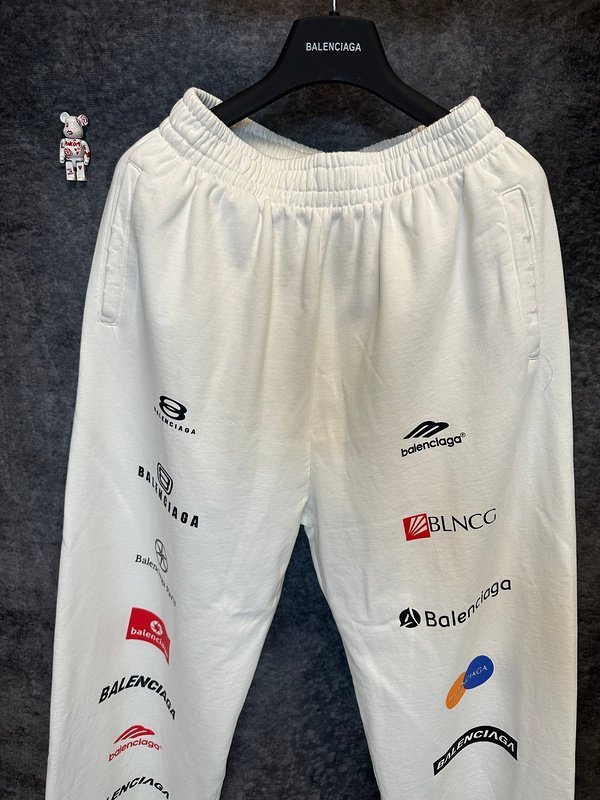 Штаны Balenciaga With Logos "White" фото № 4