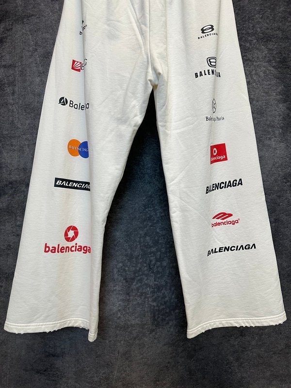Штаны Balenciaga With Logos "White" фото № 6
