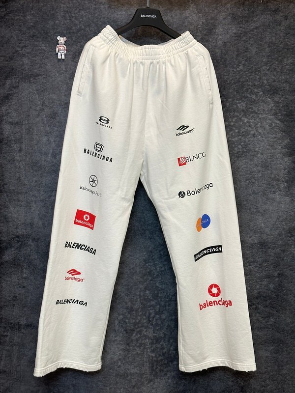 Штаны Balenciaga With Logos "White" фото № 7