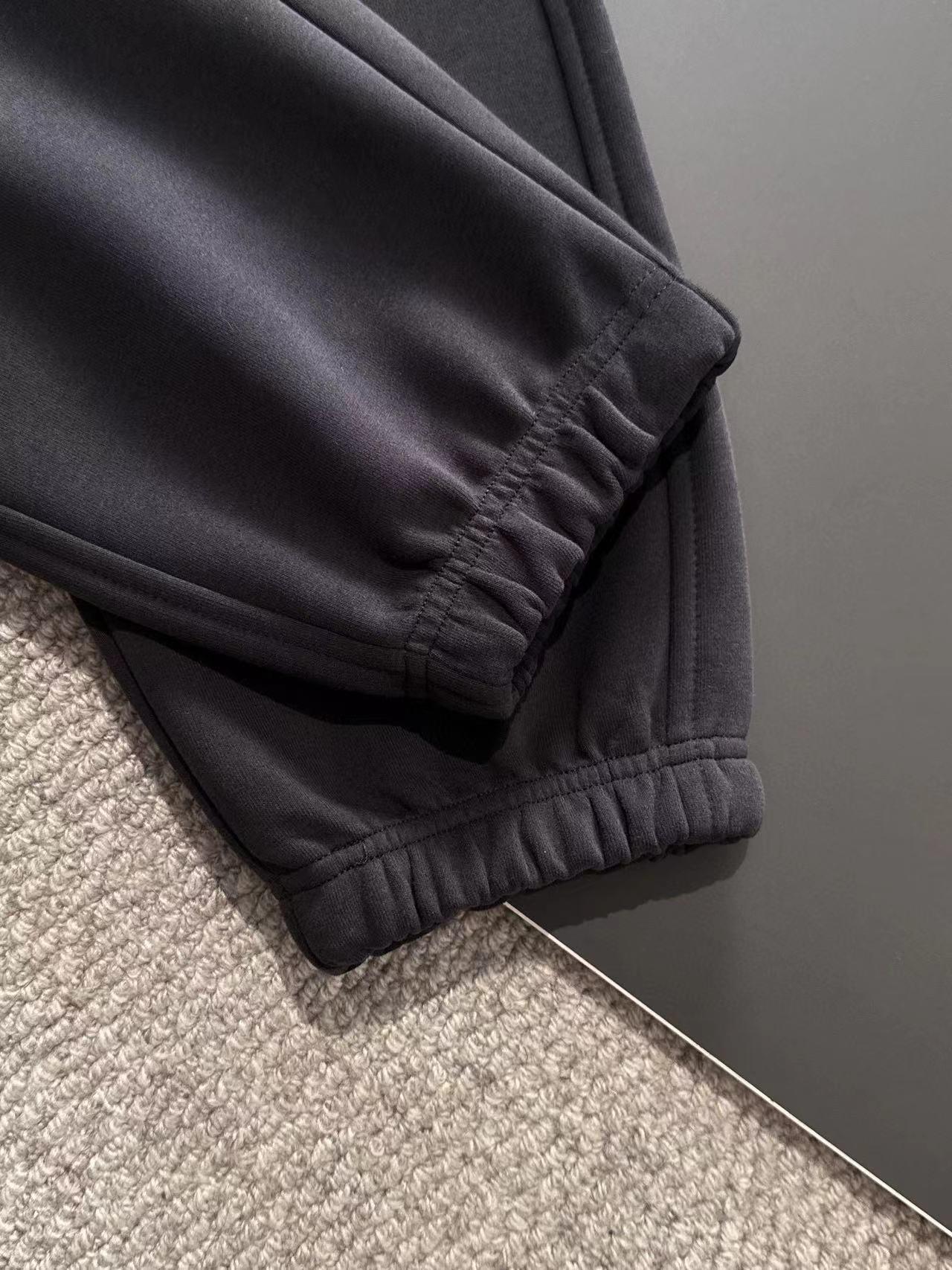 Штаны Burberry Established 1856 Horseferry House "Light Black" фото № 7