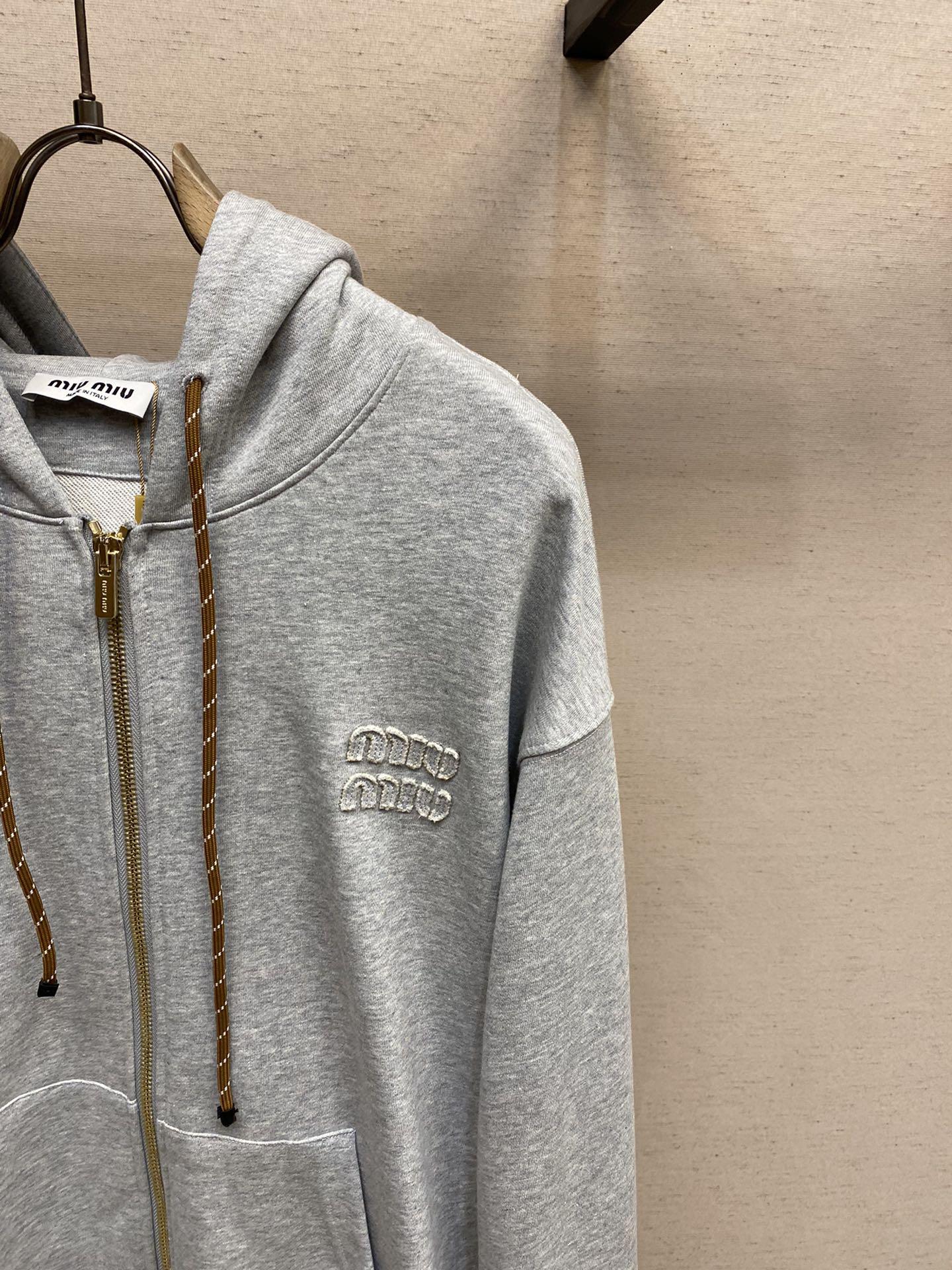 Худи Miu Miu Front Gray Logotype Miu Miu "Gray" фото № 3