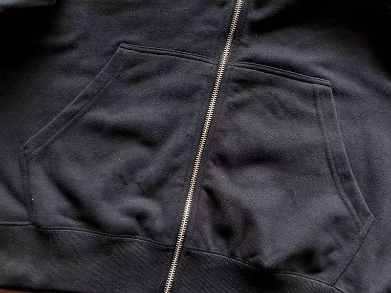 Худи Stussy Colorful Skull With Flowers "Black" фото № 9