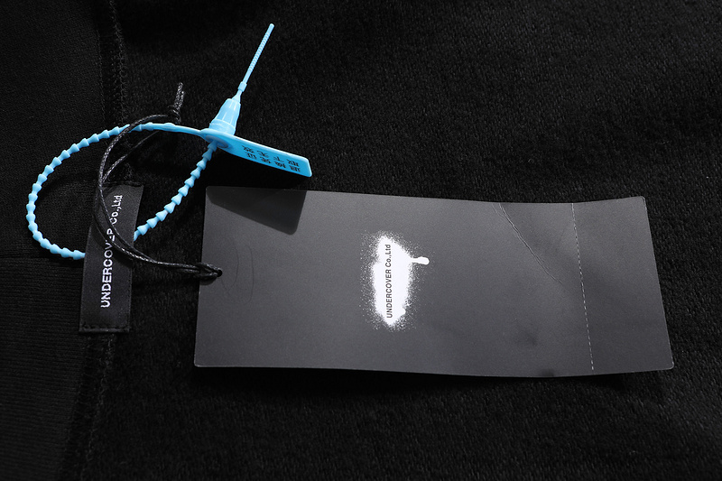 Худи Undercover Dont Run Away "Black" фото № 4