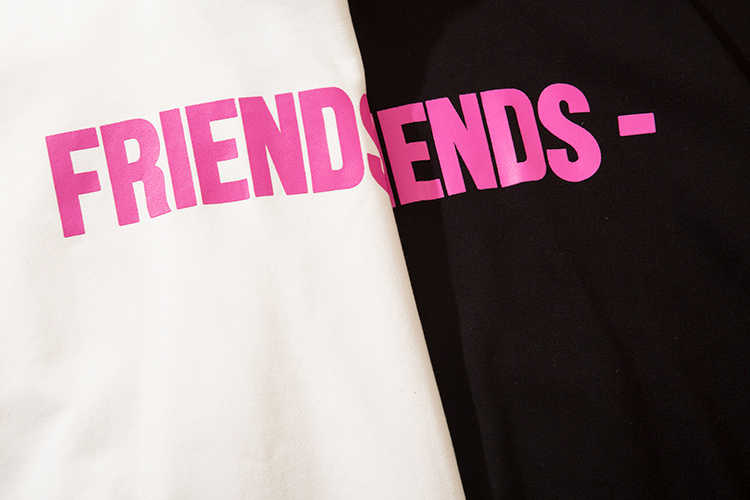 Худи Vlone With The Inscription Friends And Logo "White" фото № 2