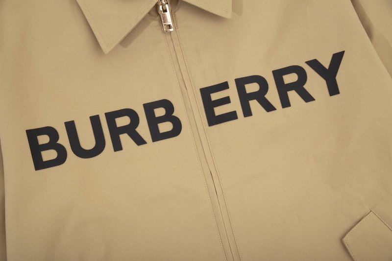 Куртка Burberry Turned Collar Flap Pockets “Beige” фото № 5