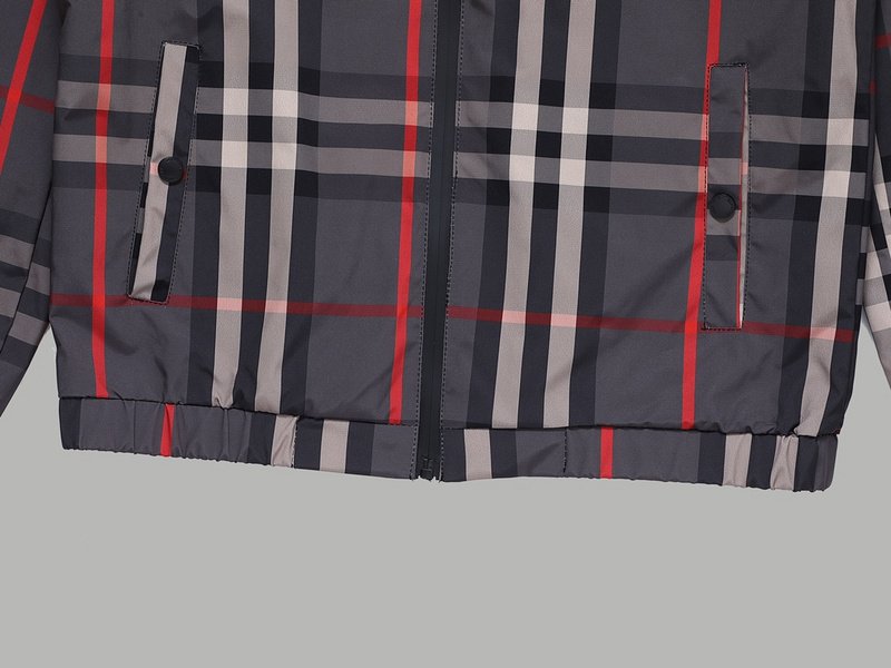 Ветровка Burberry Tartan Style With Logo "Gray/Red" фото № 3