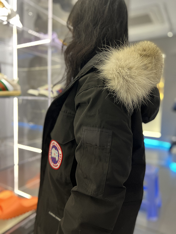 Парка Canada Goose Fur Hood "Black" фото № 4